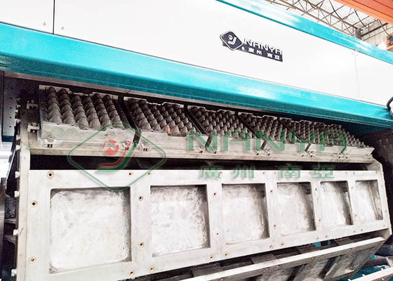 เครื่องทำถาดไข่ LPG 6000Pcs / H ผู้ประกอบการ 6 คน